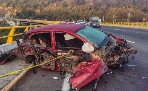 Video: Terrible accidente en la México-Toluca; muere conductor y su perro